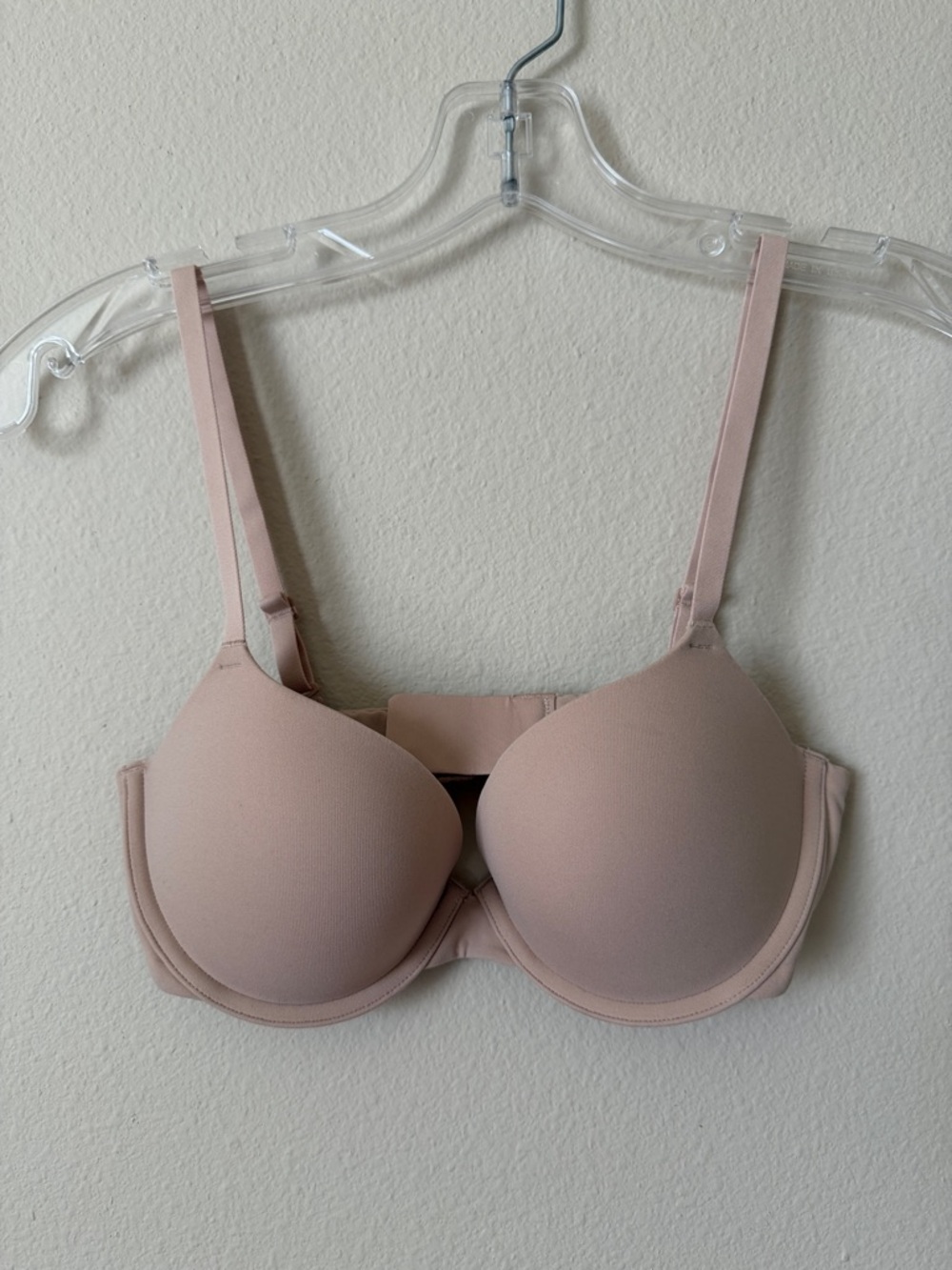 SKIMS Fits Everybody Push Up Bra in Mica 32C